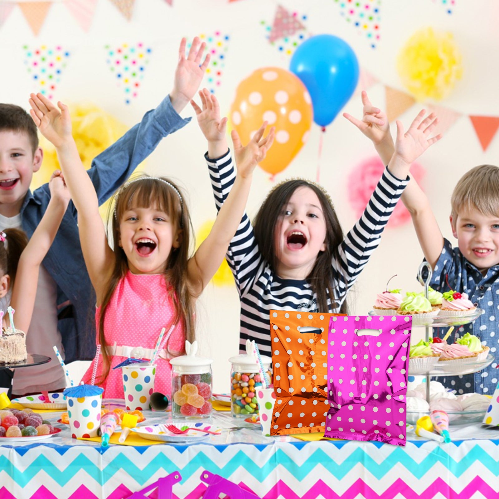 50 Piece Polka Dot Birthday Party Gift Bags, Candy Bags (with Handles), Party Snack Bags, Suitable for Birthdays, Parties, and Wedding Party Decorations